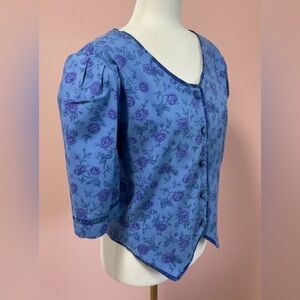 🇨🇦 Vintage Suttles & Seawinds Floral Cotton Top • Tyrolean-Inspired Blue Violet